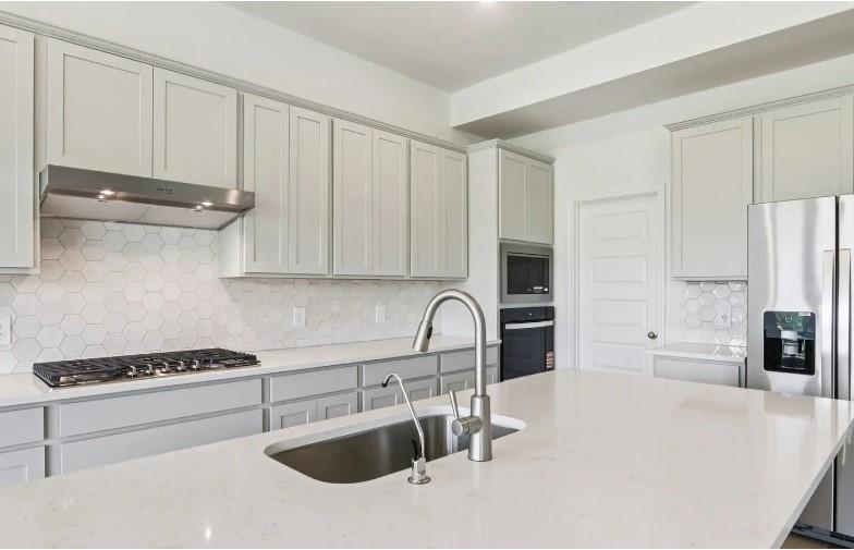 224 Divisadero DR, Hutto, TX 78634