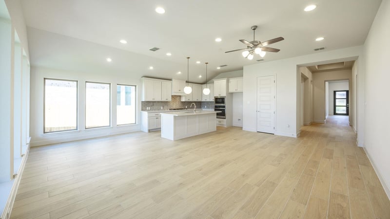 216 Montecido DR, Liberty Hill, TX 78642