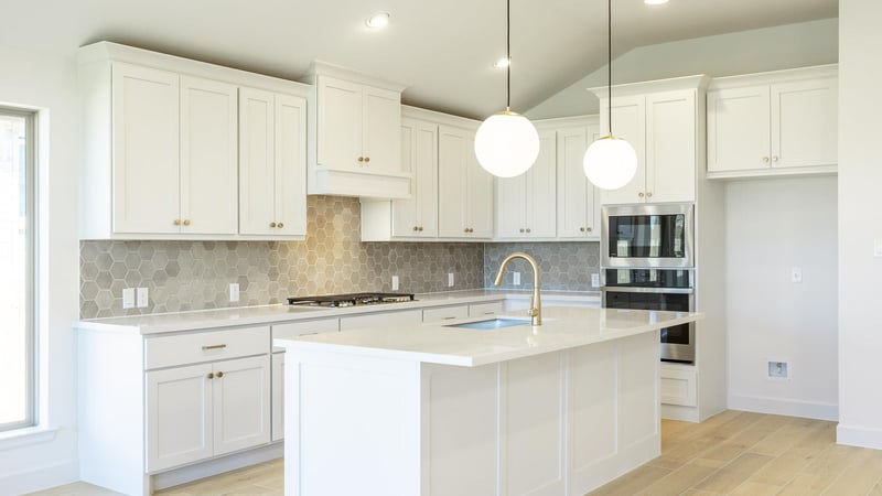 216 Montecido DR, Liberty Hill, TX 78642