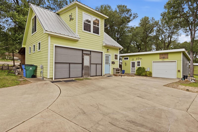 364 Old 71 , Cedar Creek, TX 78612