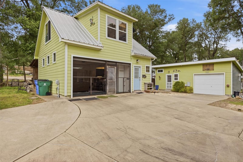 364 Old 71 , Cedar Creek, TX 78612