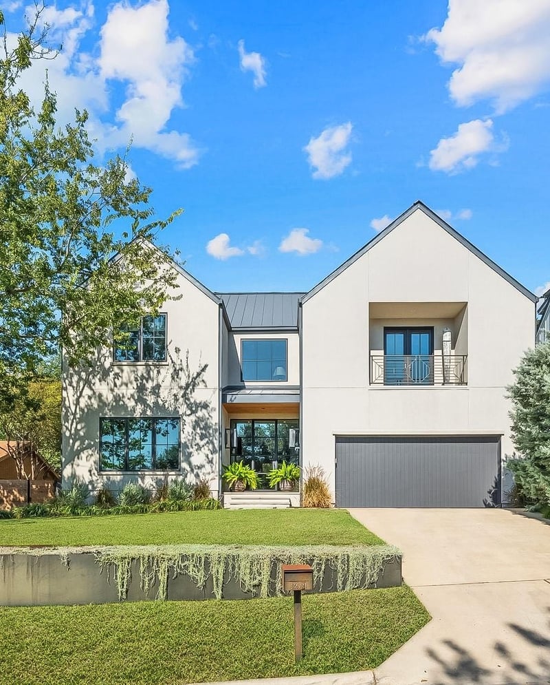 3621 Peregrine Falcon DR, Austin, TX 78746