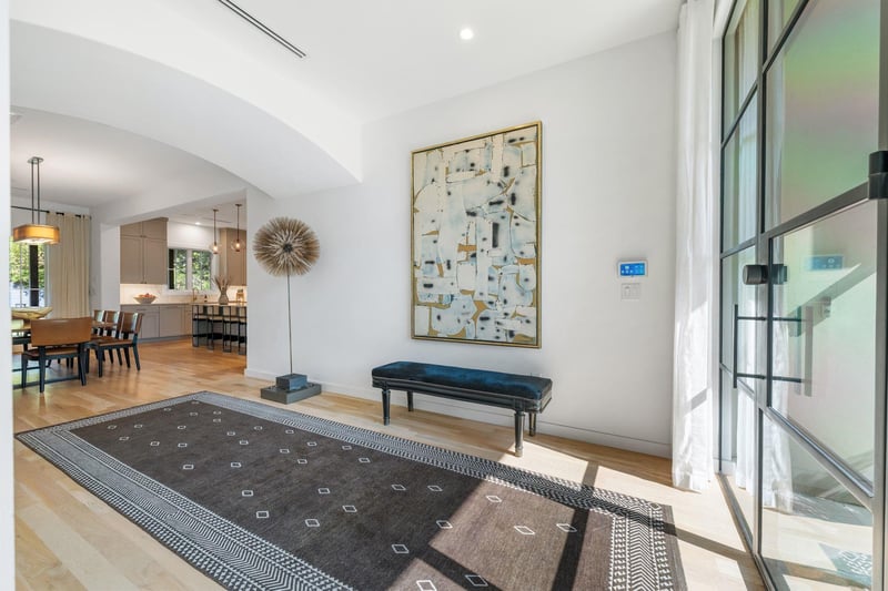 3621 Peregrine Falcon DR, Austin, TX 78746