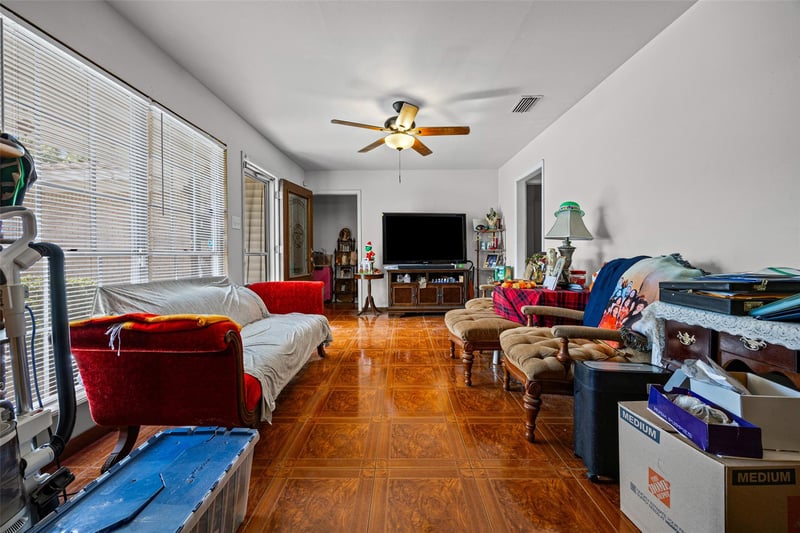 2510 Little John LN, Austin, TX 78704
