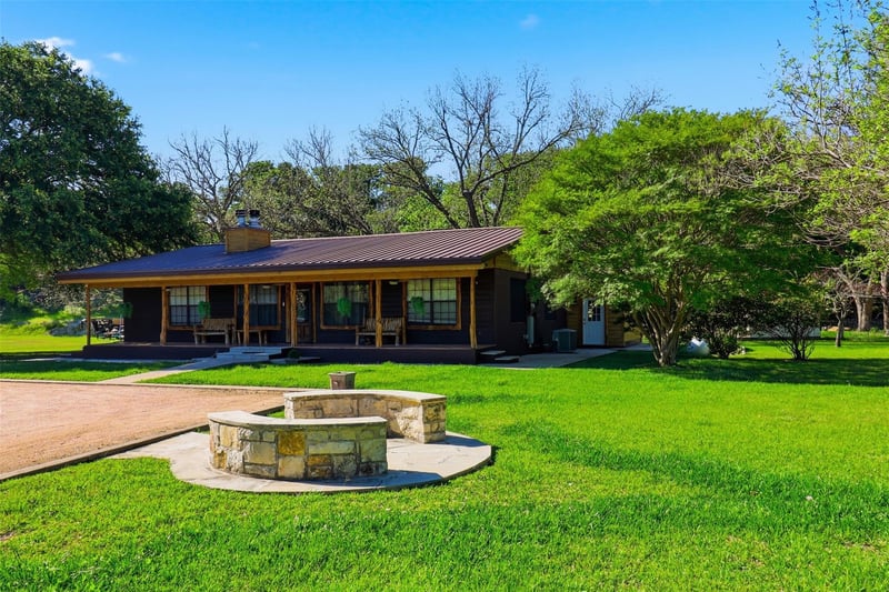 1204 Gabriel DR, Leander, TX 78641