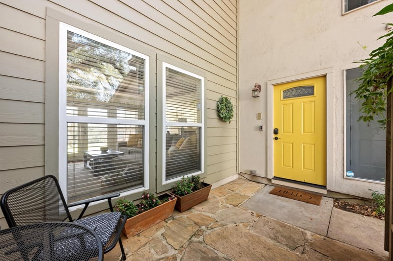 100 Lido CIR #B2, Lakeway, TX 78734