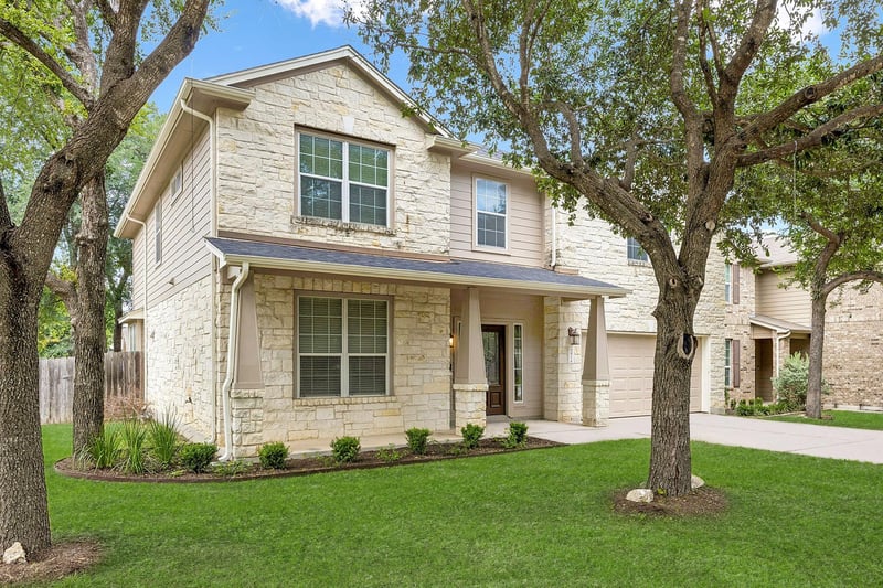 391 Middle CRK, Buda, TX 78610