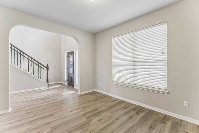 391 Middle CRK, Buda, TX 78610