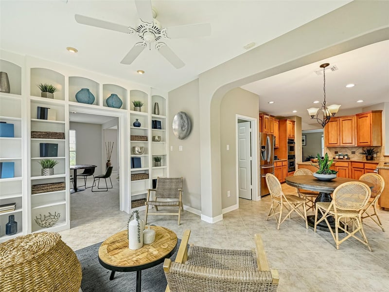 10106 Dianella LN, Austin, TX 78759