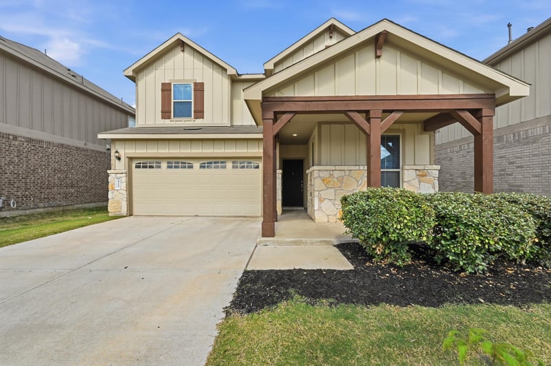 425 Purple Heart DR, Buda, TX 78610