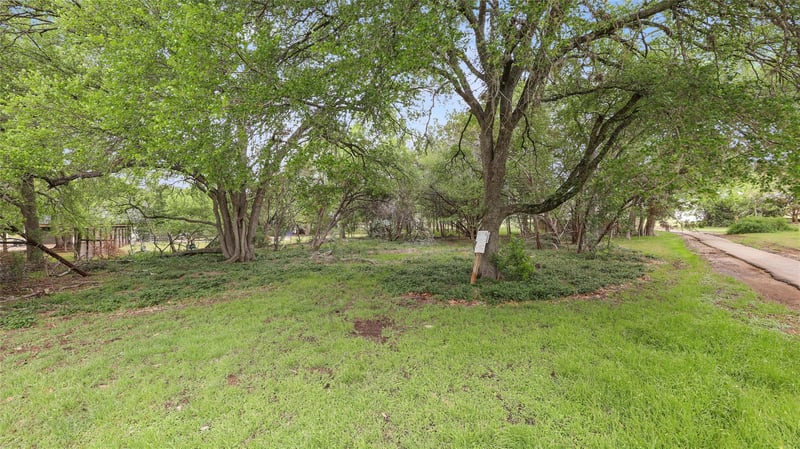 101 Brookhollow DR, Wimberley, TX 78676