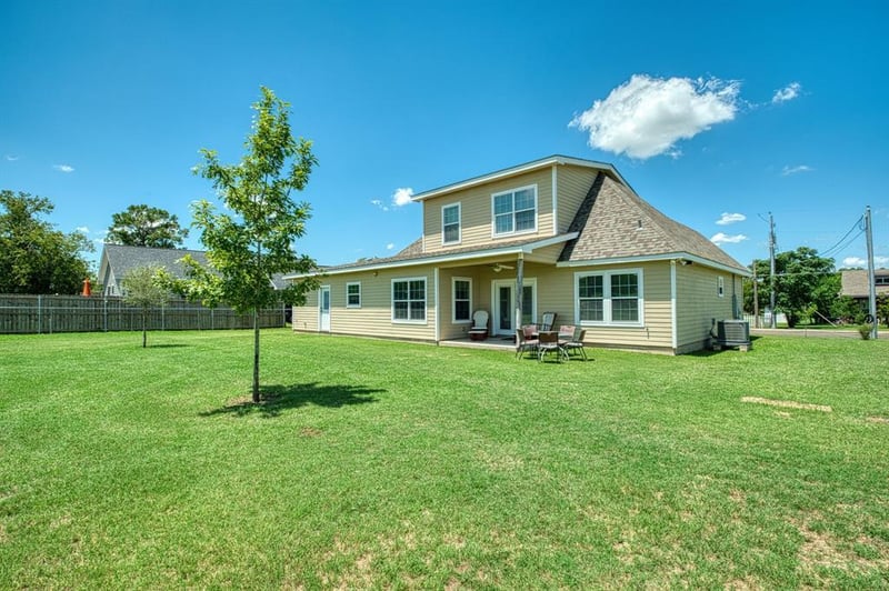2409 Pecan ST, Bastrop, TX 78602