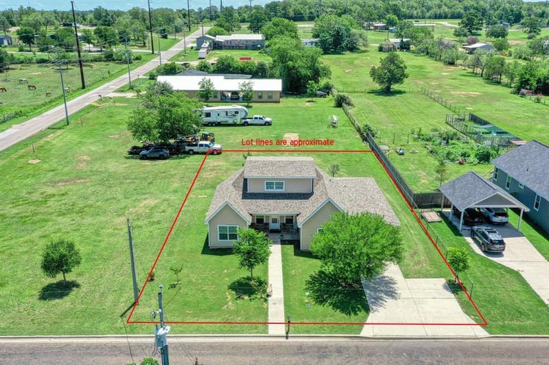 2409 Pecan ST, Bastrop, TX 78602