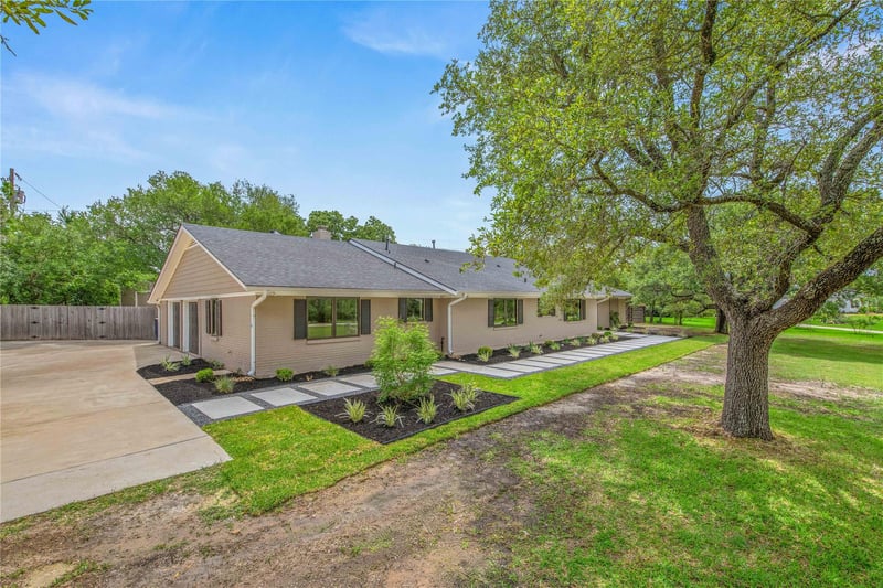743 Rosemary DR, Bryan, TX 77802