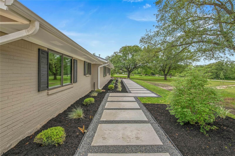743 Rosemary DR, Bryan, TX 77802