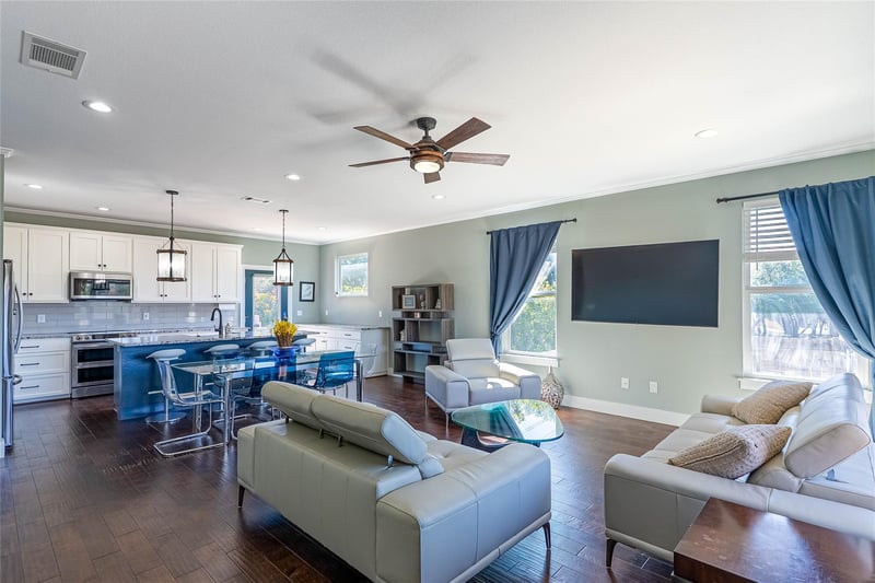 410 Summit Ridge DR, Point Venture, TX 78645