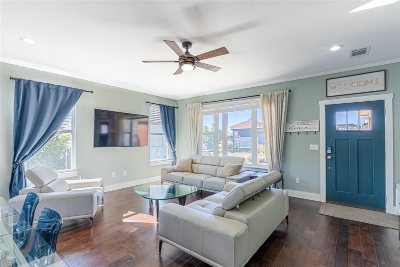 410 Summit Ridge DR, Point Venture, TX 78645