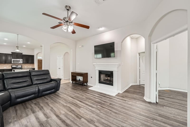 2416 Lynx CT, Pflugerville, TX 78660