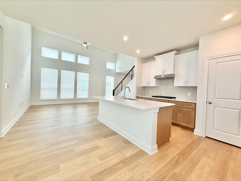 405 Young ST, Buda, TX 78610