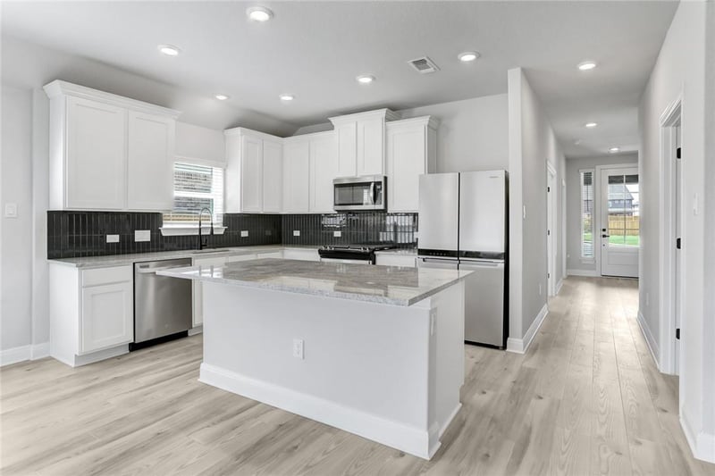 115 Red Oak PL, Bastrop, TX 78602