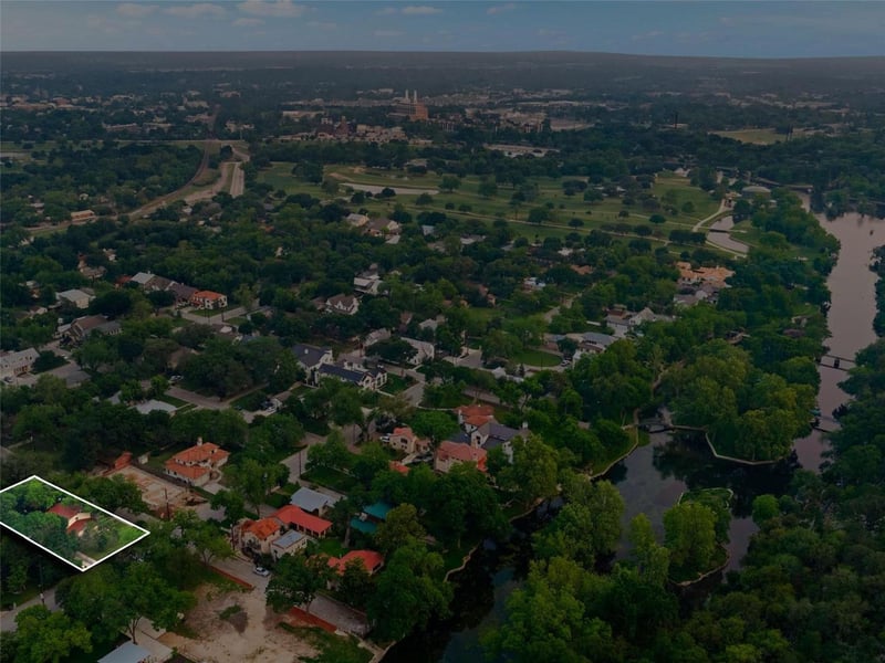 299 W Edgewater TER, New Braunfels, TX 78130