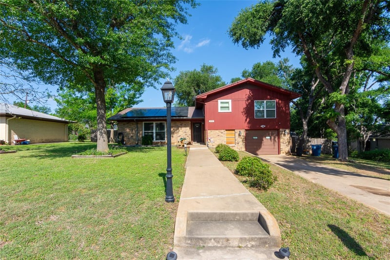 1212 Lake Terrace DR, Elgin, TX 78621