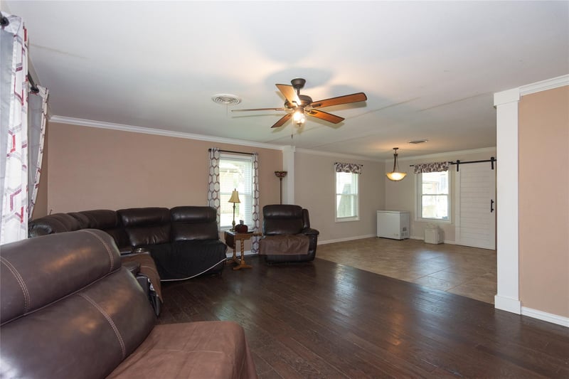 1212 Lake Terrace DR, Elgin, TX 78621