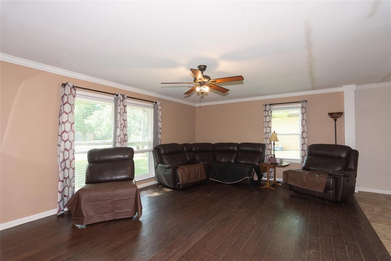 1212 Lake Terrace DR, Elgin, TX 78621