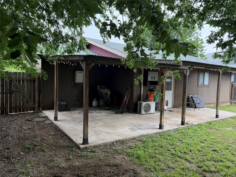 1704 Walnut ST, Georgetown, TX 78626