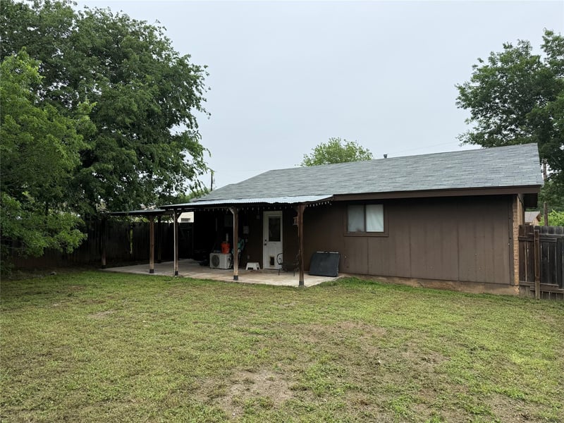 1704 Walnut ST, Georgetown, TX 78626