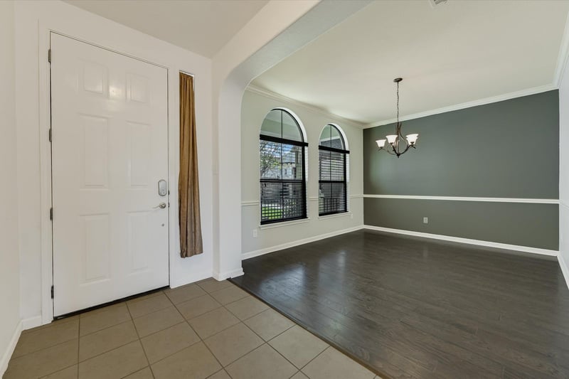 128 Adelanta PL, Round Rock, TX 78681