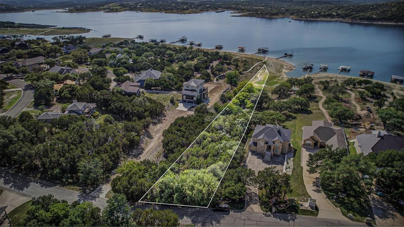 400 Lakefront DR, Lago Vista, TX 78645