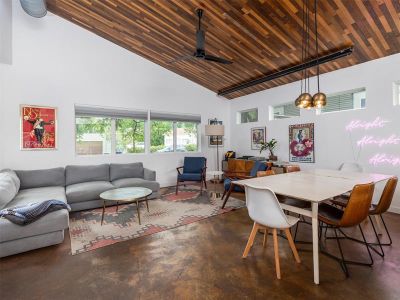 1109 Angelina ST, Austin, TX 78702