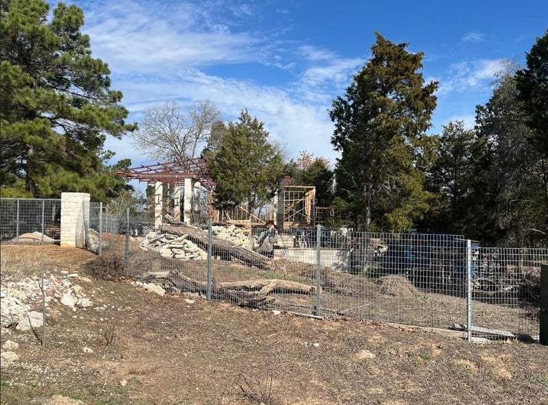 104 Lilly LN, Elgin, TX 78621