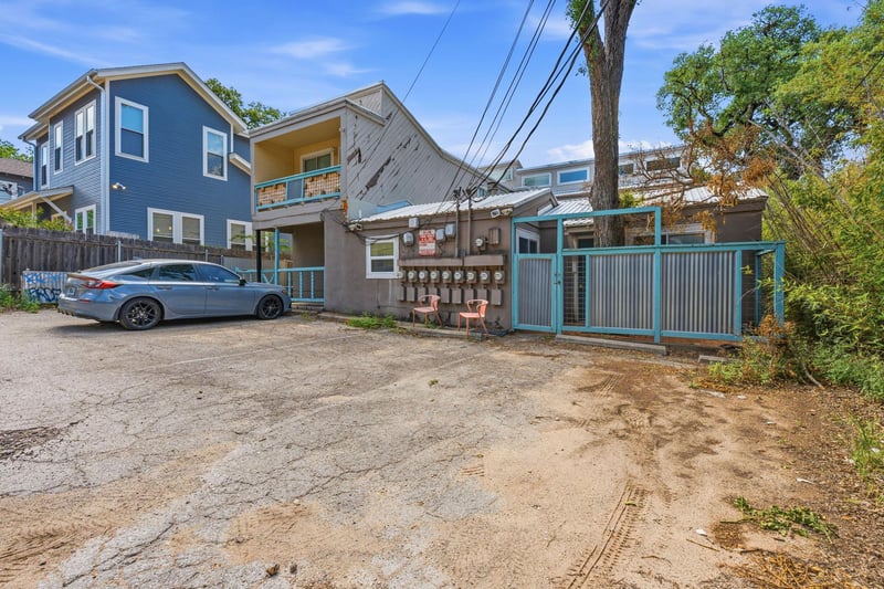 1106 22nd ST #1, Austin, TX 78705