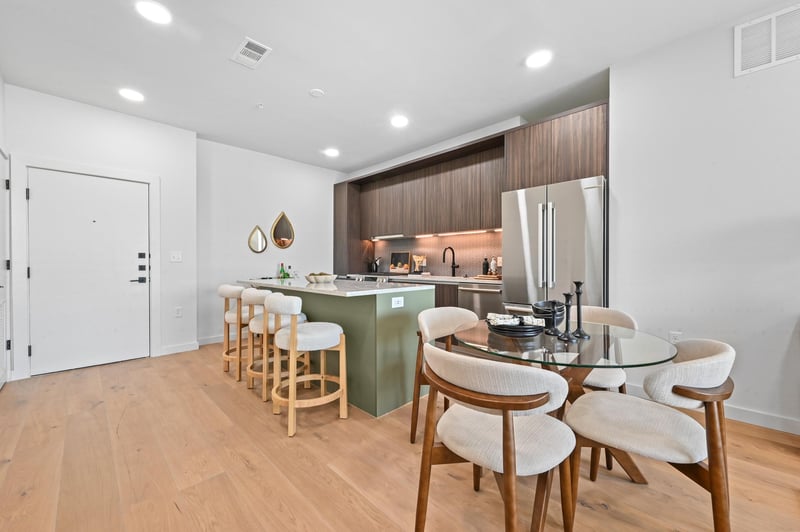 2209 1st ST #209, Austin, TX 78704