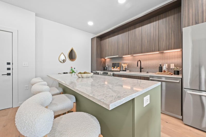 2209 1st ST #209, Austin, TX 78704