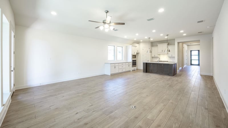 1413 Purple Petunia LN, Georgetown, TX 78628