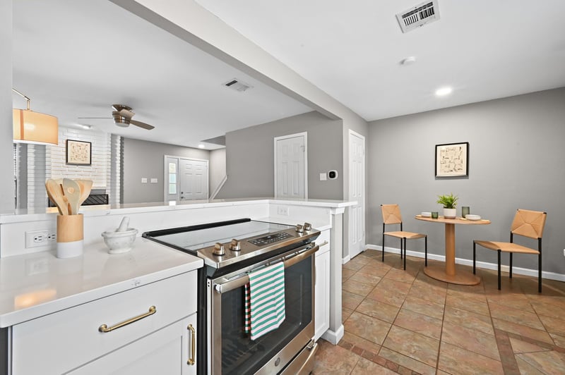 8400 Jamestown DR #332, Austin, TX 78758