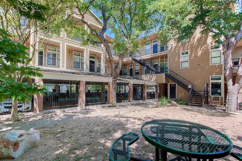 2802 Nueces ST #101, Austin, TX 78705