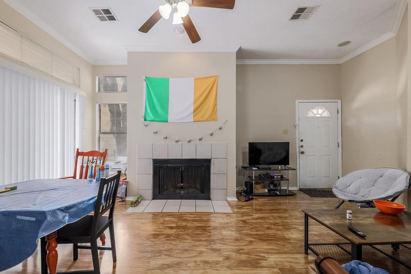 2802 Nueces ST #101, Austin, TX 78705