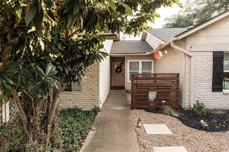 311 Quarry ST, San Marcos, TX 78666