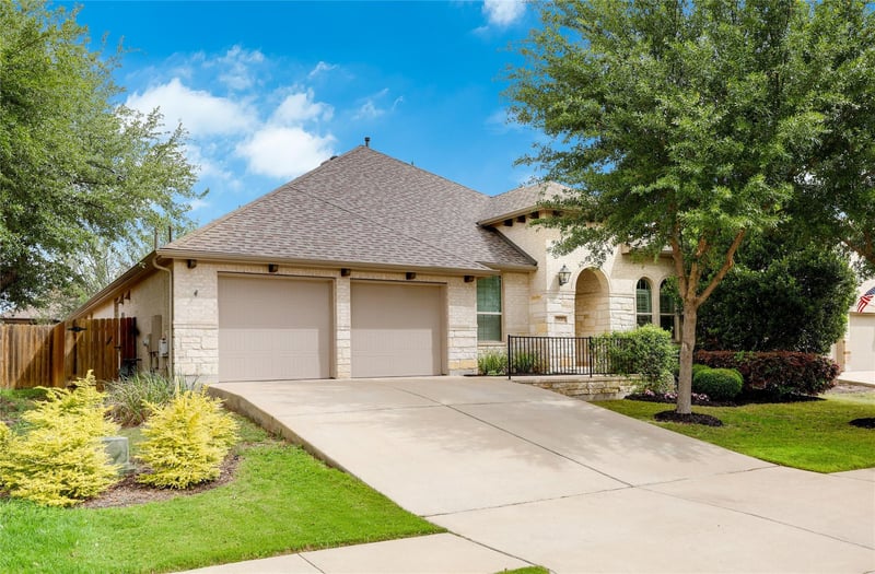 7820 Turnback Ledge TRL, Lago Vista, TX 78645