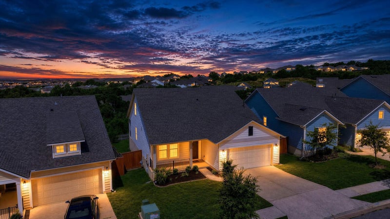137 Broken Oak DR, Liberty Hill, TX 78642