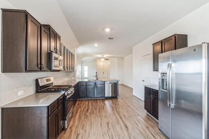101 High Plains Ps, Liberty Hill, TX 78642