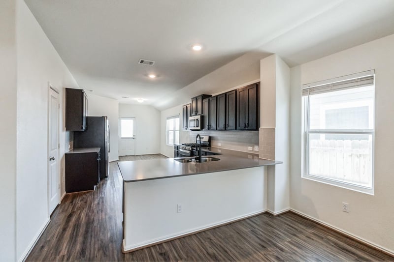 101 High Plains Ps, Liberty Hill, TX 78642