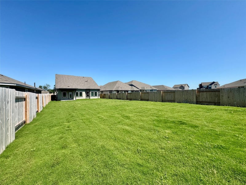 197 Coopers Hawk CRST, Cedar Creek, TX 78612