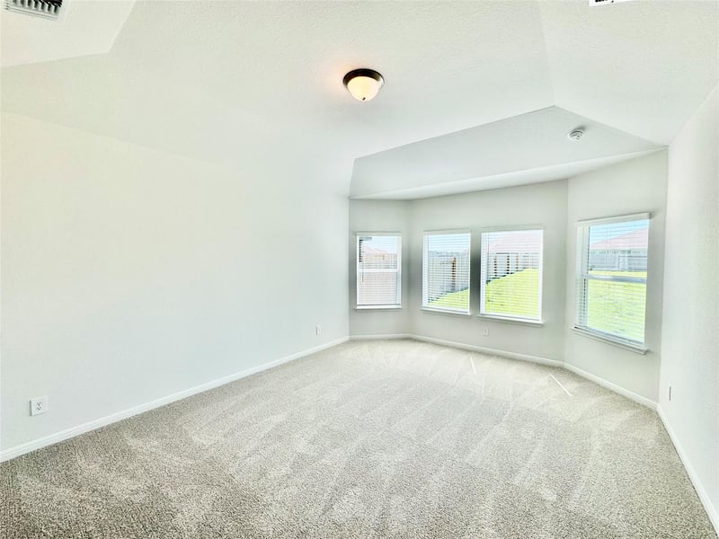 197 Coopers Hawk CRST, Cedar Creek, TX 78612