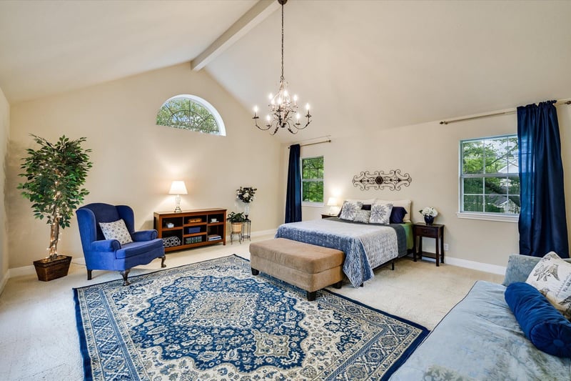 220 2 Mile LN, Smithville, TX 78957