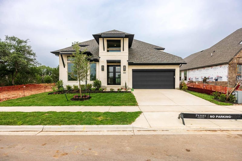 800 High Summit DR, Georgetown, TX 78628
